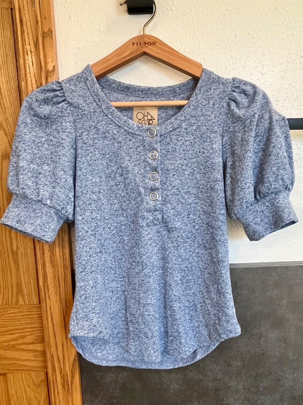Chaser Puff Sleeve Linen-Blend Heather Blue Henley Shirt Size Extra Small XS